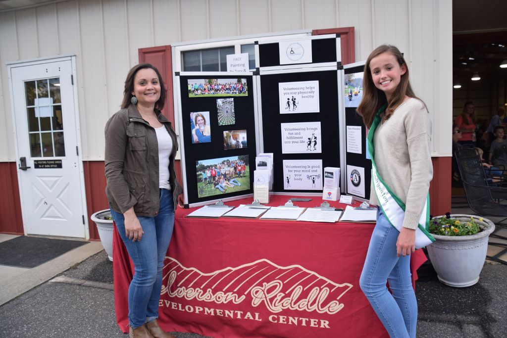riddle center barn event 10-19 181 (1024x683).jpg